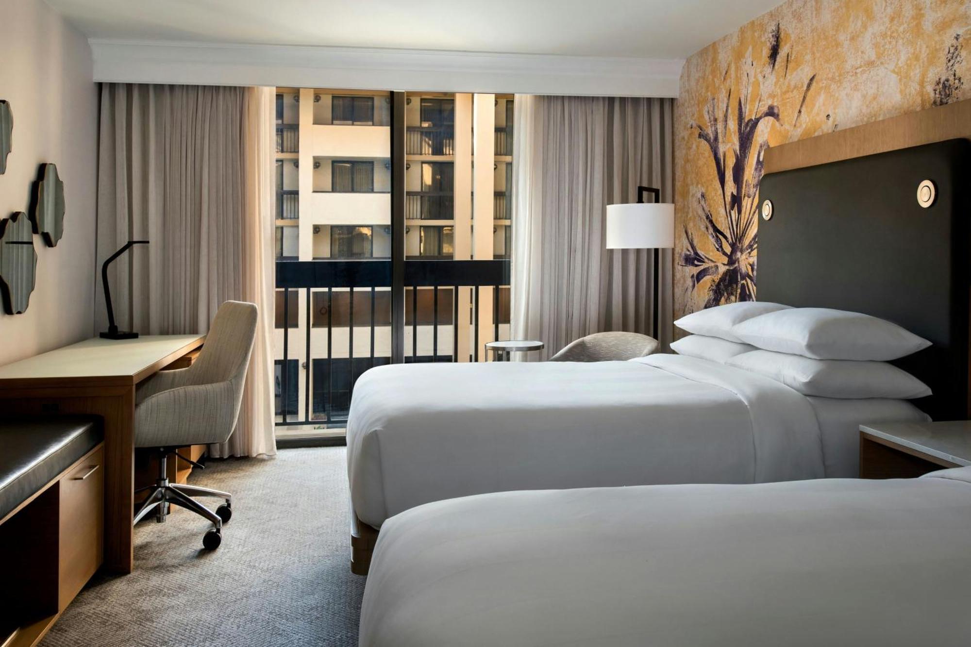 Westchester Marriott Тарритаун Экстерьер фото